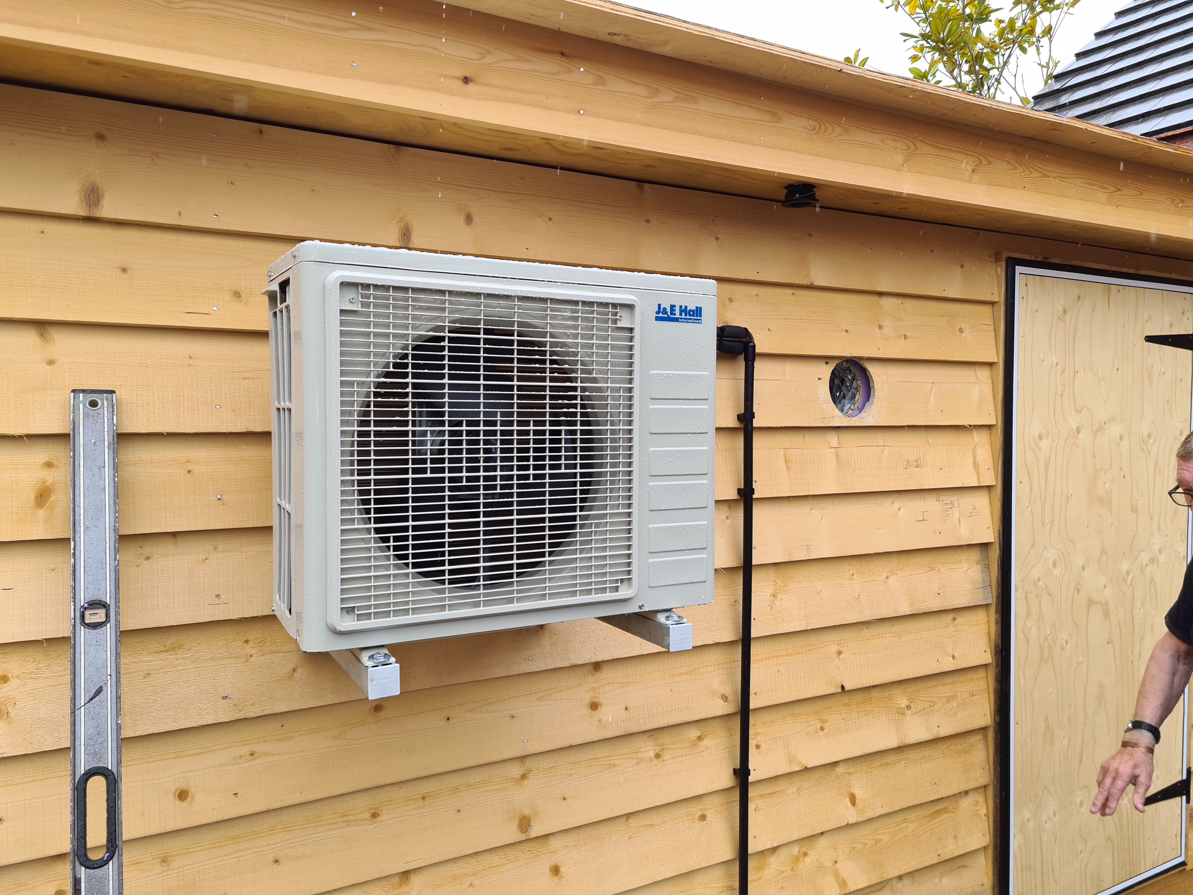 J&E Hall JCC25 Pub Cellar Cooling Outdoor Unit