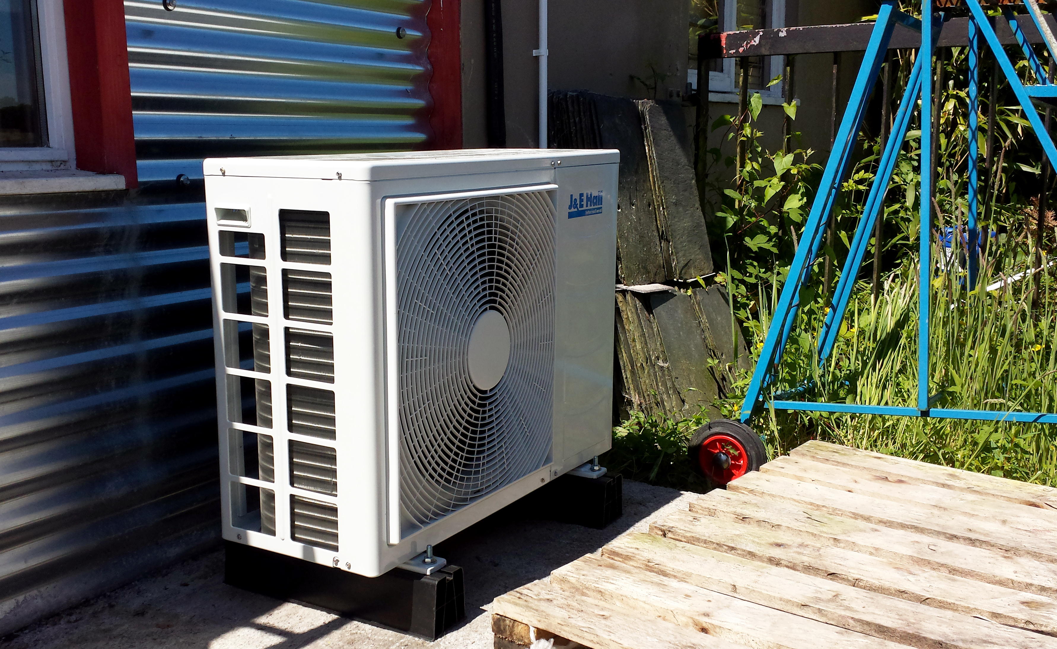 Large Outdoor Cellar Cooling Micro Brewery