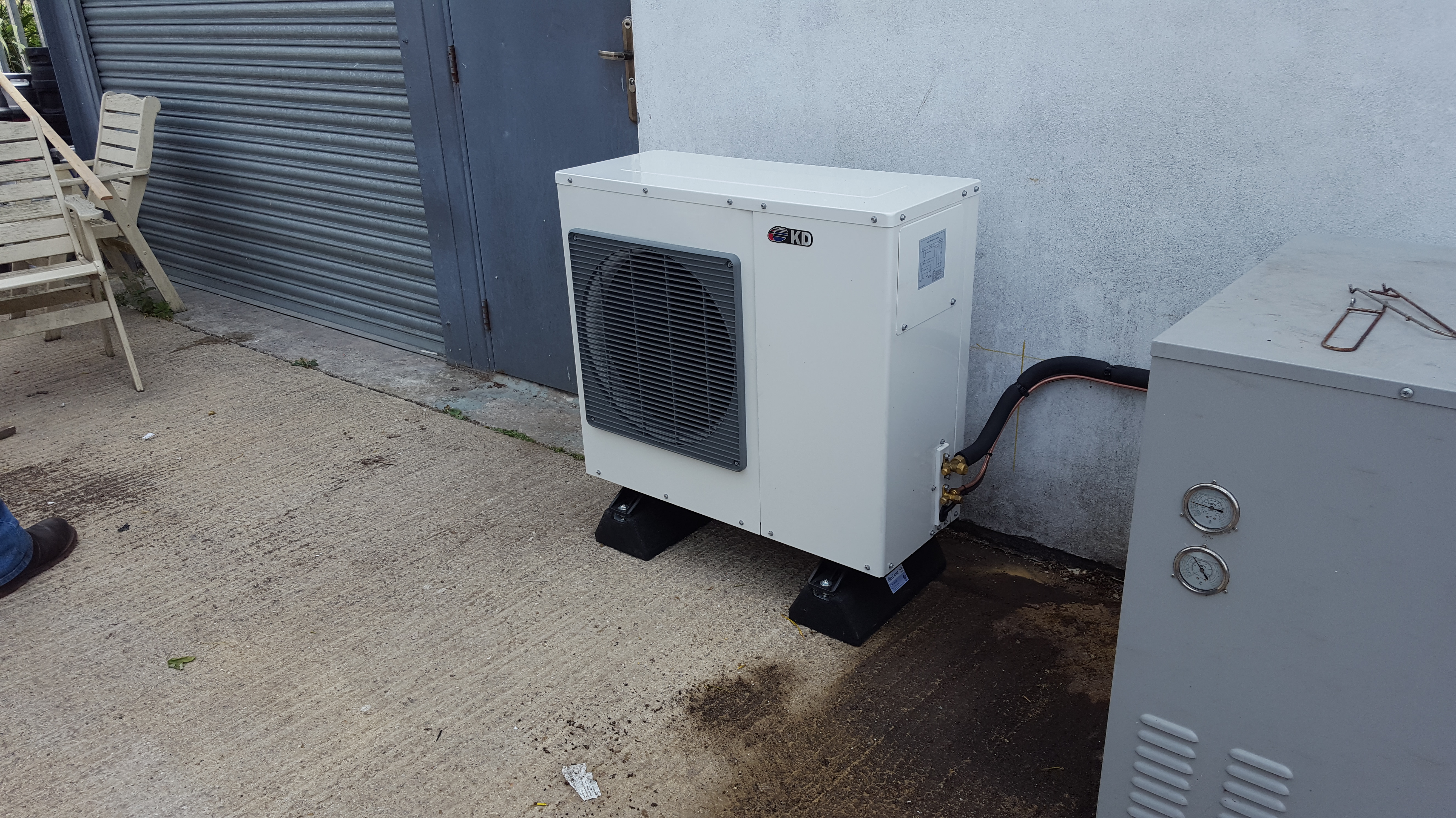 Large Outdoor Cellar Cooling Sports Club